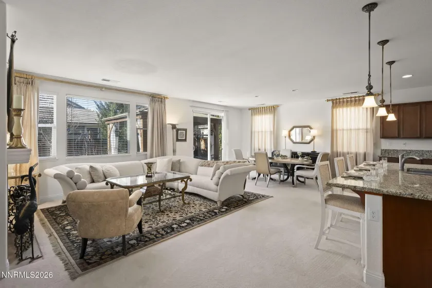 6825 Apus, Sparks, Nevada 89436, 3 Bedrooms Bedrooms, ,2 BathroomsBathrooms,Residential,Residential,Apus,260000470