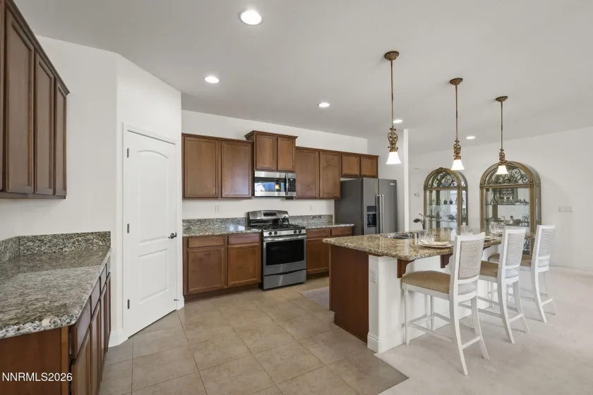 6825 Apus, Sparks, Nevada 89436, 3 Bedrooms Bedrooms, ,2 BathroomsBathrooms,Residential,Residential,Apus,260000470