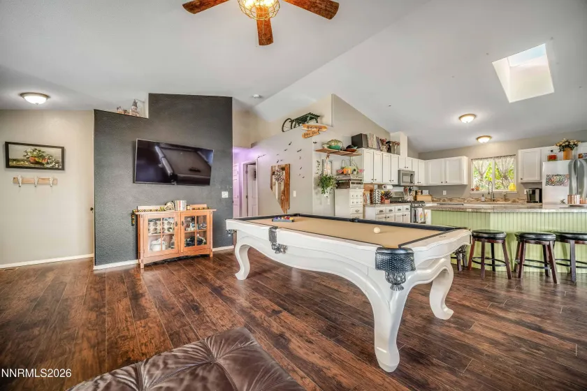 1055 Spoonbill, Sparks, Nevada 89441, 3 Bedrooms Bedrooms, ,2 BathroomsBathrooms,Residential,Residential,Spoonbill,260000478