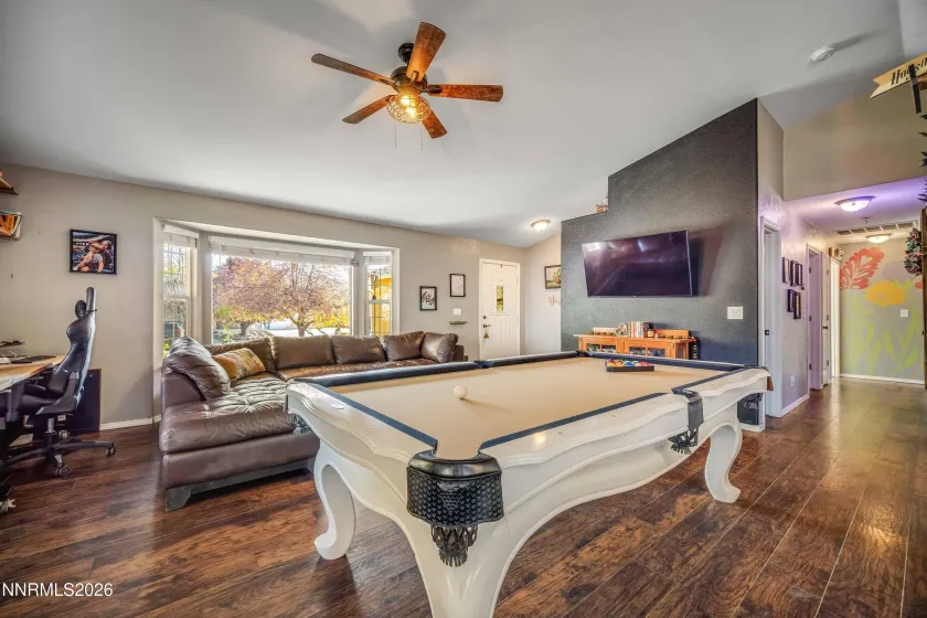 1055 Spoonbill, Sparks, Nevada 89441, 3 Bedrooms Bedrooms, ,2 BathroomsBathrooms,Residential,Residential,Spoonbill,260000478