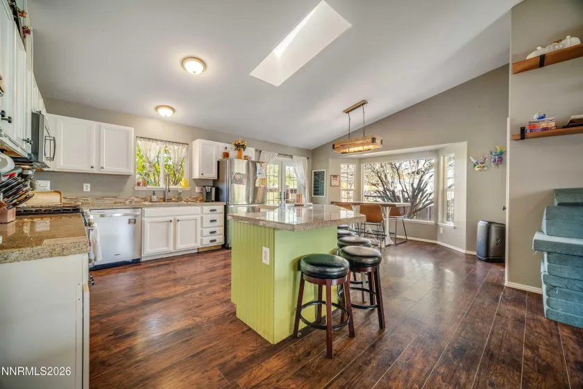 1055 Spoonbill, Sparks, Nevada 89441, 3 Bedrooms Bedrooms, ,2 BathroomsBathrooms,Residential,Residential,Spoonbill,260000478