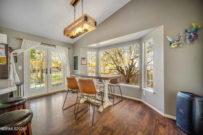 1055 Spoonbill, Sparks, Nevada 89441, 3 Bedrooms Bedrooms, ,2 BathroomsBathrooms,Residential,Residential,Spoonbill,260000478