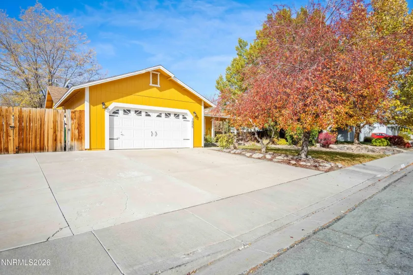 1055 Spoonbill, Sparks, Nevada 89441, 3 Bedrooms Bedrooms, ,2 BathroomsBathrooms,Residential,Residential,Spoonbill,260000478