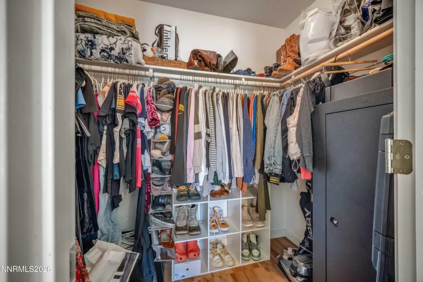 1055 Spoonbill, Sparks, Nevada 89441, 3 Bedrooms Bedrooms, ,2 BathroomsBathrooms,Residential,Residential,Spoonbill,260000478