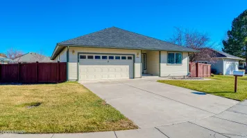 814 Mahogany, Minden, Nevada 89423, 3 Bedrooms Bedrooms, ,2 BathroomsBathrooms,Residential,Residential,Mahogany,260000479