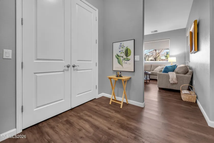 9900 Wilbur May, Reno, Nevada 89521, 2 Bedrooms Bedrooms, ,2 BathroomsBathrooms,Residential,Residential,Wilbur May,260000481