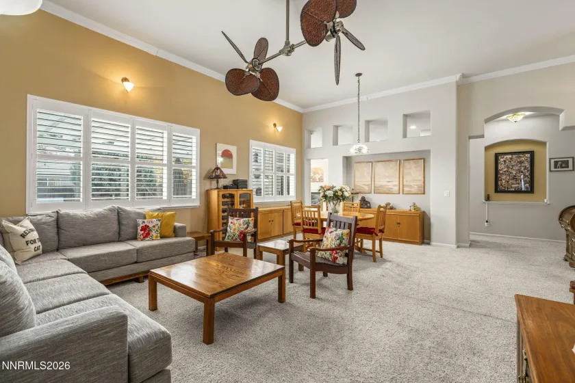 1960 Clos Du Val, Reno, Nevada 89519, 4 Bedrooms Bedrooms, ,3 BathroomsBathrooms,Residential,Residential,Clos Du Val,260000483