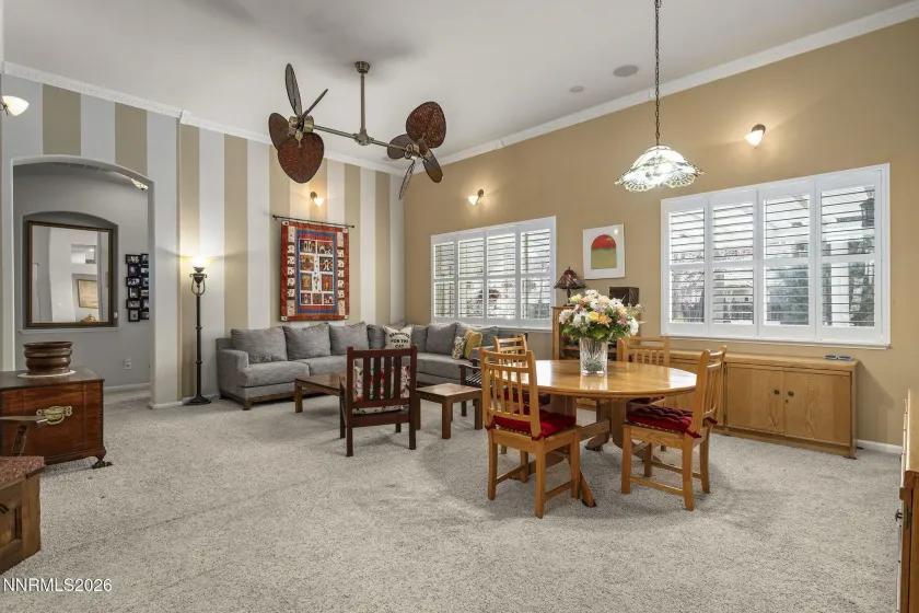 1960 Clos Du Val, Reno, Nevada 89519, 4 Bedrooms Bedrooms, ,3 BathroomsBathrooms,Residential,Residential,Clos Du Val,260000483