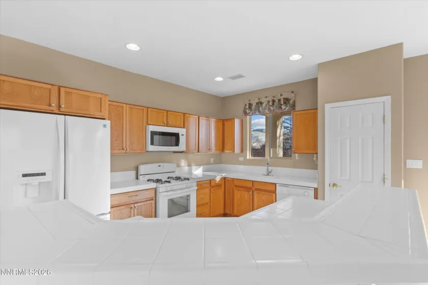 1891 Cosenza, Sparks, Nevada 89434, 2 Bedrooms Bedrooms, ,2 BathroomsBathrooms,Residential,Residential,Cosenza,260000484