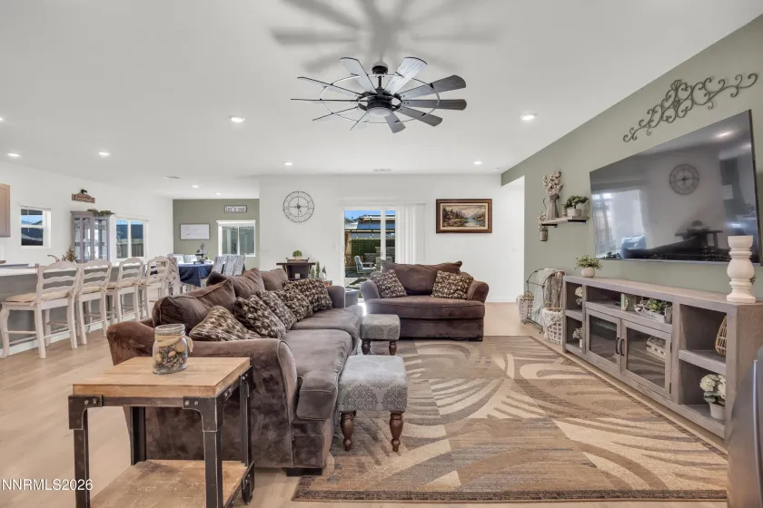 737 Butte Creek, Dayton, Nevada 89403, 4 Bedrooms Bedrooms, ,3 BathroomsBathrooms,Residential,Residential,Butte Creek,260000500