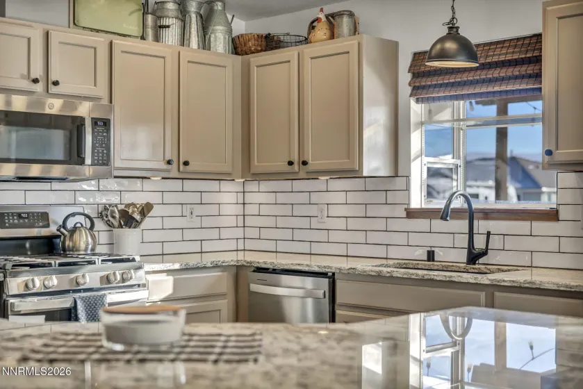 952 Red Falcon, Spanish Springs, Nevada 89441, 3 Bedrooms Bedrooms, ,2 BathroomsBathrooms,Residential,Residential,Red Falcon,260000505