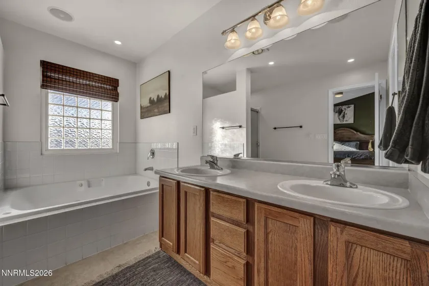 952 Red Falcon, Spanish Springs, Nevada 89441, 3 Bedrooms Bedrooms, ,2 BathroomsBathrooms,Residential,Residential,Red Falcon,260000505