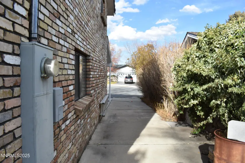 1315 4th, Carson City, Nevada 89703, 3 Bedrooms Bedrooms, ,3 BathroomsBathrooms,Residential,Residential,4th,250059327