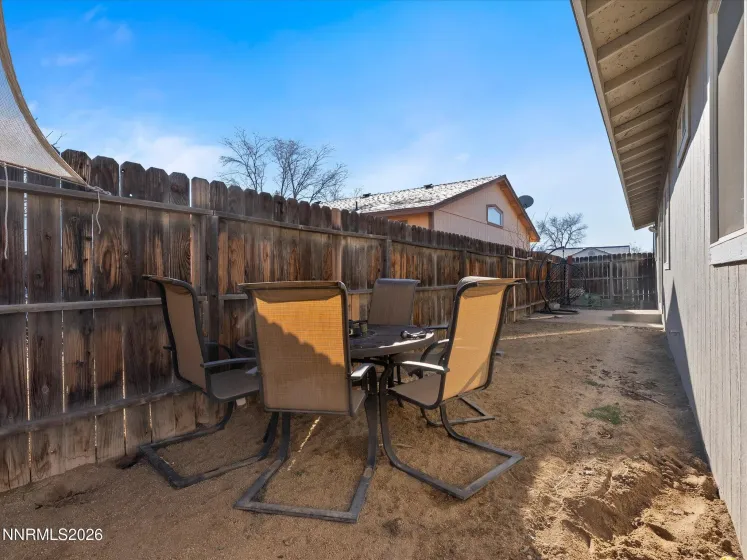 668 Farm, Fernley, Nevada 89408, 3 Bedrooms Bedrooms, ,2 BathroomsBathrooms,Residential,Residential,Farm,260000506