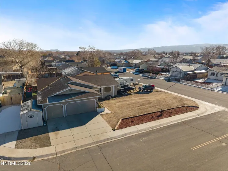 668 Farm, Fernley, Nevada 89408, 3 Bedrooms Bedrooms, ,2 BathroomsBathrooms,Residential,Residential,Farm,260000506