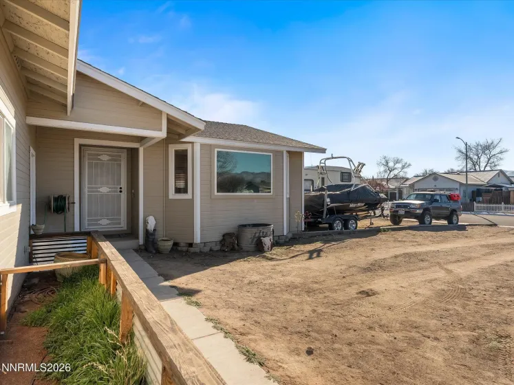668 Farm, Fernley, Nevada 89408, 3 Bedrooms Bedrooms, ,2 BathroomsBathrooms,Residential,Residential,Farm,260000506