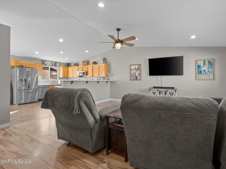 668 Farm, Fernley, Nevada 89408, 3 Bedrooms Bedrooms, ,2 BathroomsBathrooms,Residential,Residential,Farm,260000506