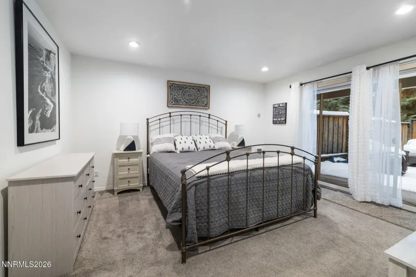 825 Southwood, Incline Village, Nevada 89451, 3 Bedrooms Bedrooms, ,2 BathroomsBathrooms,Residential,Residential,Southwood,260000507