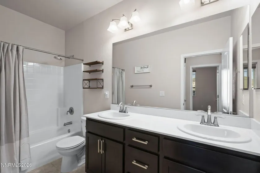 1030 Garden Pond, Sparks, Nevada 89441, 3 Bedrooms Bedrooms, ,2 BathroomsBathrooms,Residential,Residential,Garden Pond,260000511