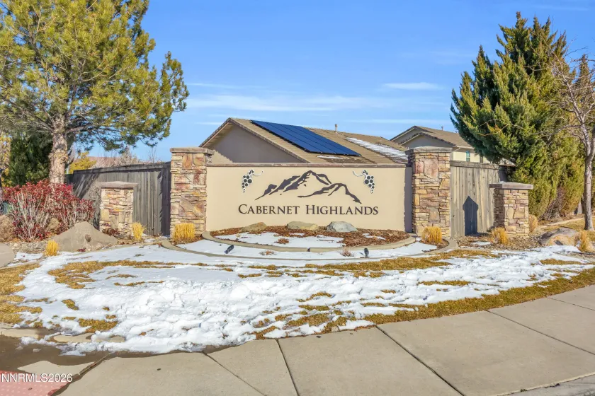 7445 Hundred Acre, Reno, Nevada 89506, 4 Bedrooms Bedrooms, ,3 BathroomsBathrooms,Residential,Residential,Hundred Acre,260000512