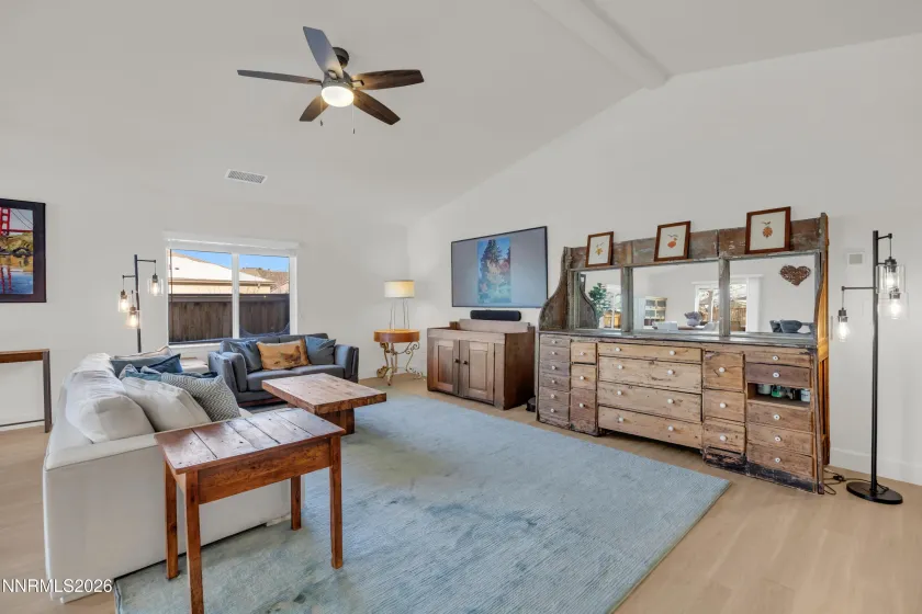 7445 Hundred Acre, Reno, Nevada 89506, 4 Bedrooms Bedrooms, ,3 BathroomsBathrooms,Residential,Residential,Hundred Acre,260000512