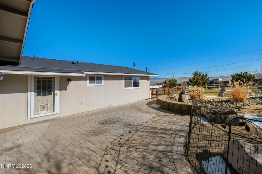 32 Patterson, Sparks, Nevada 89436, 3 Bedrooms Bedrooms, ,2 BathroomsBathrooms,Residential,Residential,Patterson,260000517