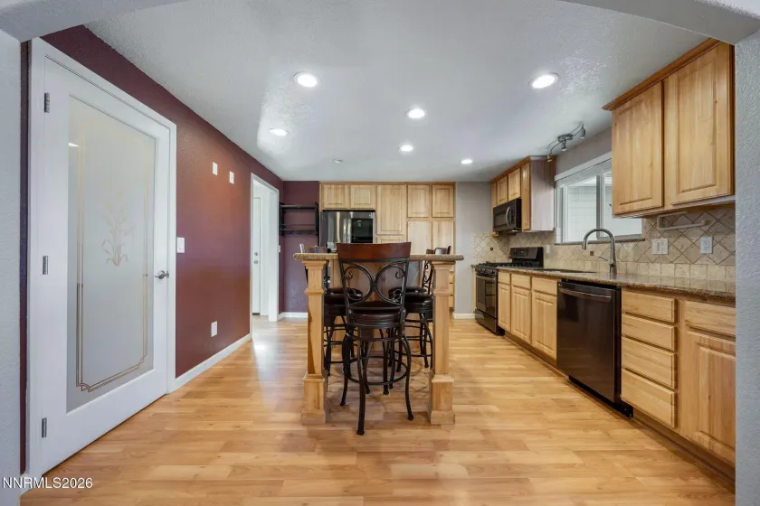 32 Patterson, Sparks, Nevada 89436, 3 Bedrooms Bedrooms, ,2 BathroomsBathrooms,Residential,Residential,Patterson,260000517