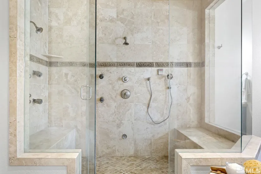 281 Saintsbury, Sparks, Nevada 89441, 5 Bedrooms Bedrooms, ,4 BathroomsBathrooms,Residential,Residential,Saintsbury,220016441