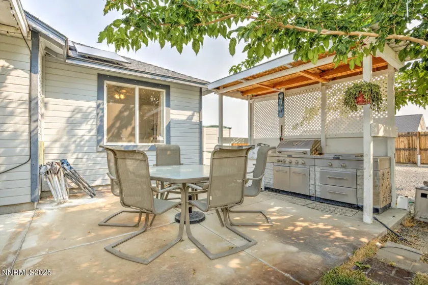 5655 Dillon, Fallon, Nevada 89406, 3 Bedrooms Bedrooms, ,2 BathroomsBathrooms,Residential,Residential,Dillon,260000520