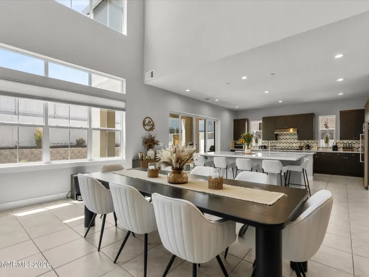 724 Marewood, Reno, Nevada 89511, 5 Bedrooms Bedrooms, ,6 BathroomsBathrooms,Residential,Residential,Marewood,260000521