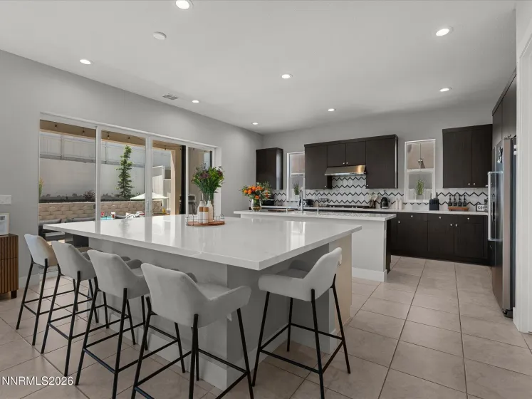 724 Marewood, Reno, Nevada 89511, 5 Bedrooms Bedrooms, ,6 BathroomsBathrooms,Residential,Residential,Marewood,260000521