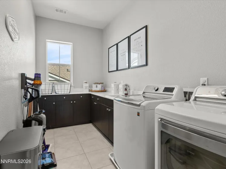 724 Marewood, Reno, Nevada 89511, 5 Bedrooms Bedrooms, ,6 BathroomsBathrooms,Residential,Residential,Marewood,260000521