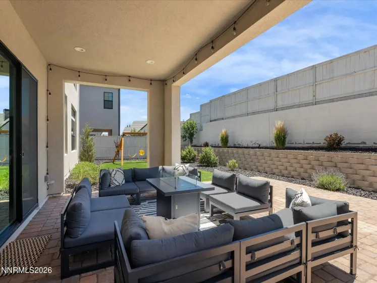 724 Marewood, Reno, Nevada 89511, 5 Bedrooms Bedrooms, ,6 BathroomsBathrooms,Residential,Residential,Marewood,260000521