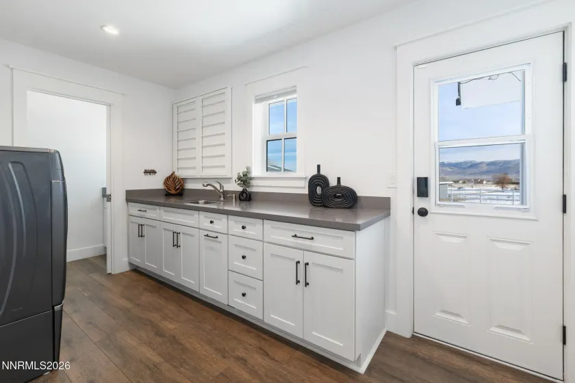 101 Bellevue, Washoe Valley, Nevada 89704, 3 Bedrooms Bedrooms, ,3 BathroomsBathrooms,Residential,Residential,Bellevue,260000522