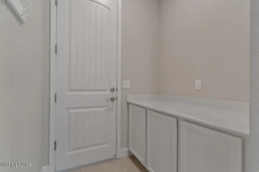 2221 Paint Horse, Reno, Nevada 89521, 2 Bedrooms Bedrooms, ,3 BathroomsBathrooms,Residential,Residential,Paint Horse,260000524