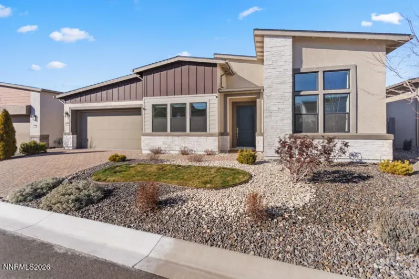 2221 Paint Horse, Reno, Nevada 89521, 2 Bedrooms Bedrooms, ,3 BathroomsBathrooms,Residential,Residential,Paint Horse,260000524