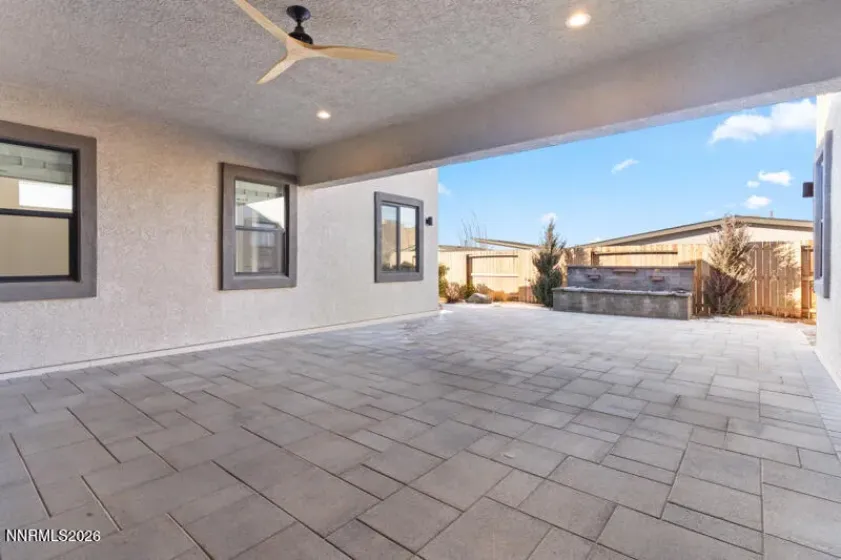 2221 Paint Horse, Reno, Nevada 89521, 2 Bedrooms Bedrooms, ,3 BathroomsBathrooms,Residential,Residential,Paint Horse,260000524