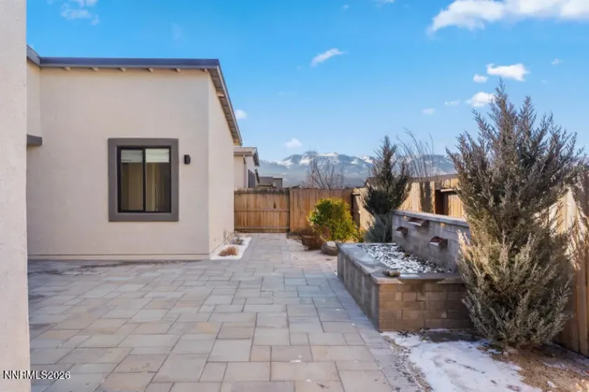 2221 Paint Horse, Reno, Nevada 89521, 2 Bedrooms Bedrooms, ,3 BathroomsBathrooms,Residential,Residential,Paint Horse,260000524