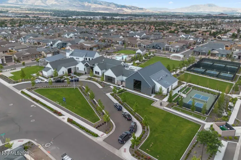 2221 Paint Horse, Reno, Nevada 89521, 2 Bedrooms Bedrooms, ,3 BathroomsBathrooms,Residential,Residential,Paint Horse,260000524