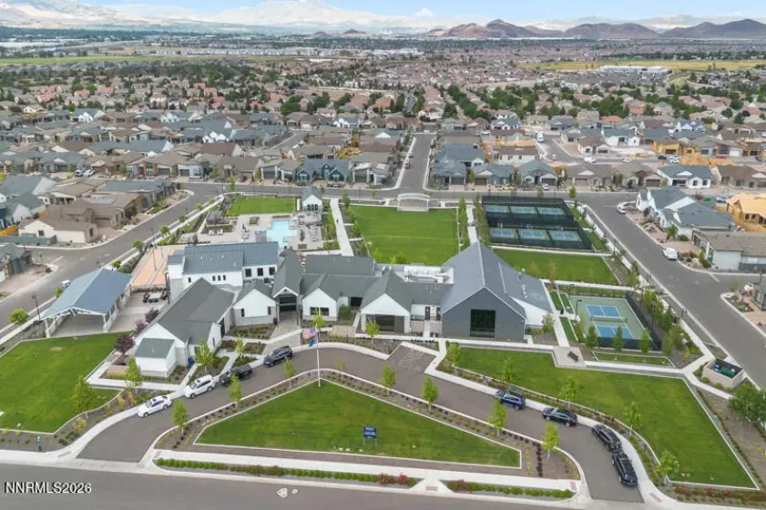 2221 Paint Horse, Reno, Nevada 89521, 2 Bedrooms Bedrooms, ,3 BathroomsBathrooms,Residential,Residential,Paint Horse,260000524