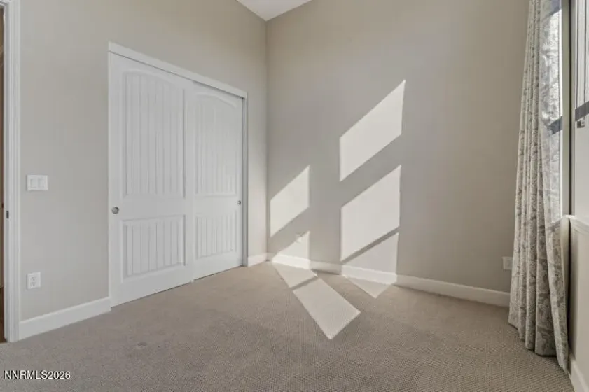 2221 Paint Horse, Reno, Nevada 89521, 2 Bedrooms Bedrooms, ,3 BathroomsBathrooms,Residential,Residential,Paint Horse,260000524