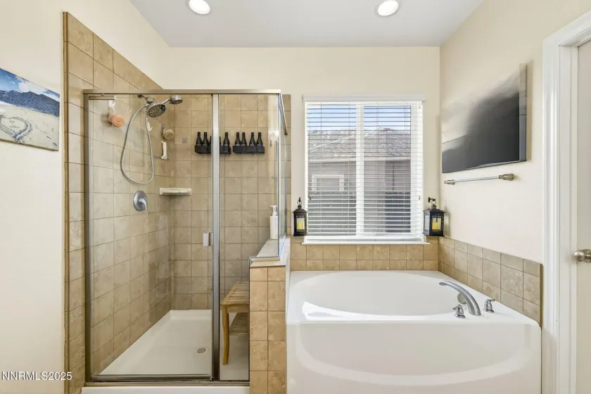 1226 Lasso, Gardnerville, Nevada 89410, 4 Bedrooms Bedrooms, ,3 BathroomsBathrooms,Residential,Residential,Lasso,250058404