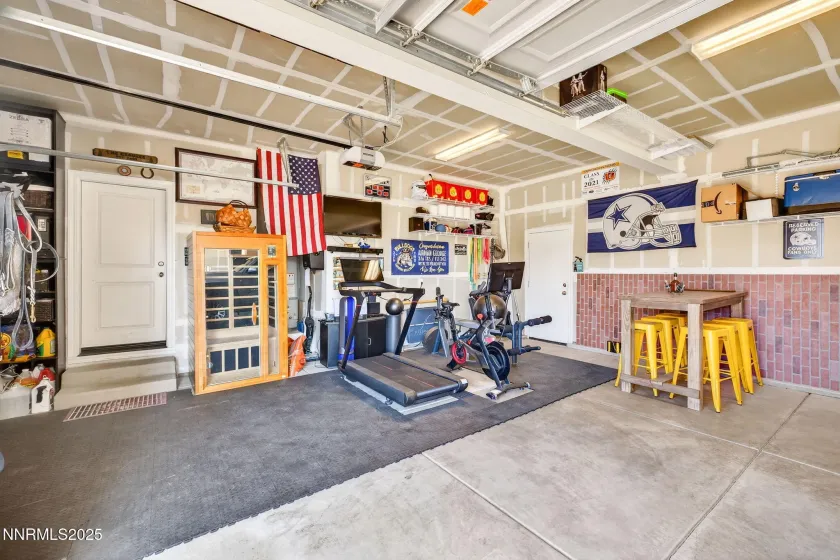 1226 Lasso, Gardnerville, Nevada 89410, 4 Bedrooms Bedrooms, ,3 BathroomsBathrooms,Residential,Residential,Lasso,250058404