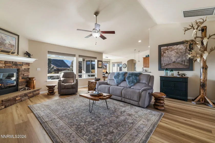 2866 Rio Vista, Minden, Nevada 89423, 3 Bedrooms Bedrooms, ,2 BathroomsBathrooms,Residential,Residential,Rio Vista,260000523