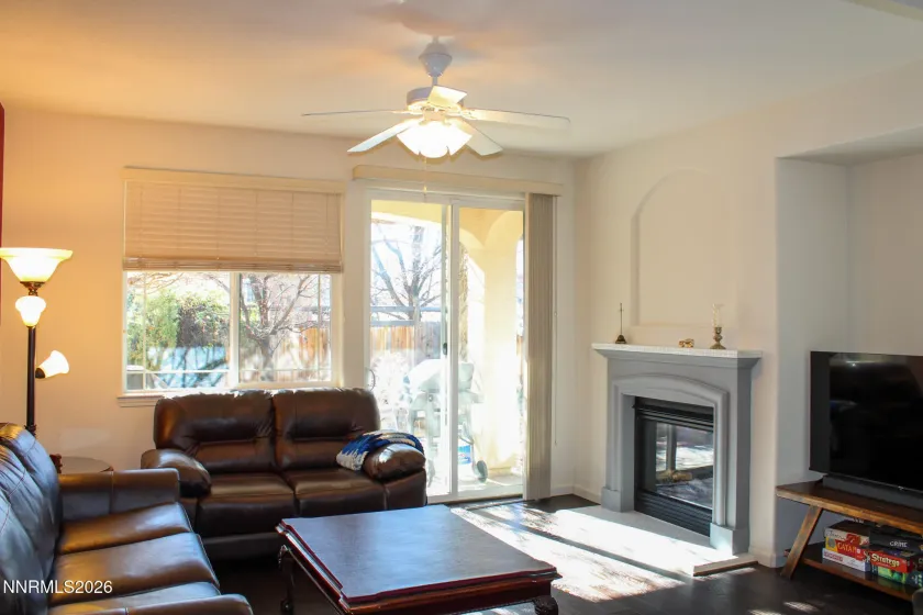 3647 Lepus, Sparks, Nevada 89436, 4 Bedrooms Bedrooms, ,3 BathroomsBathrooms,Residential,Residential,Lepus,260000528