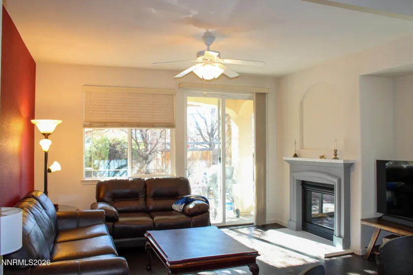 3647 Lepus, Sparks, Nevada 89436, 4 Bedrooms Bedrooms, ,3 BathroomsBathrooms,Residential,Residential,Lepus,260000528