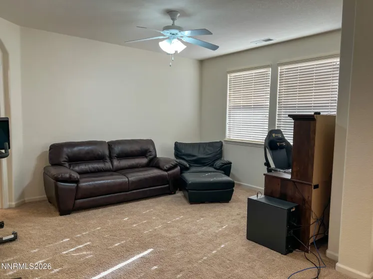 3647 Lepus, Sparks, Nevada 89436, 4 Bedrooms Bedrooms, ,3 BathroomsBathrooms,Residential,Residential,Lepus,260000528