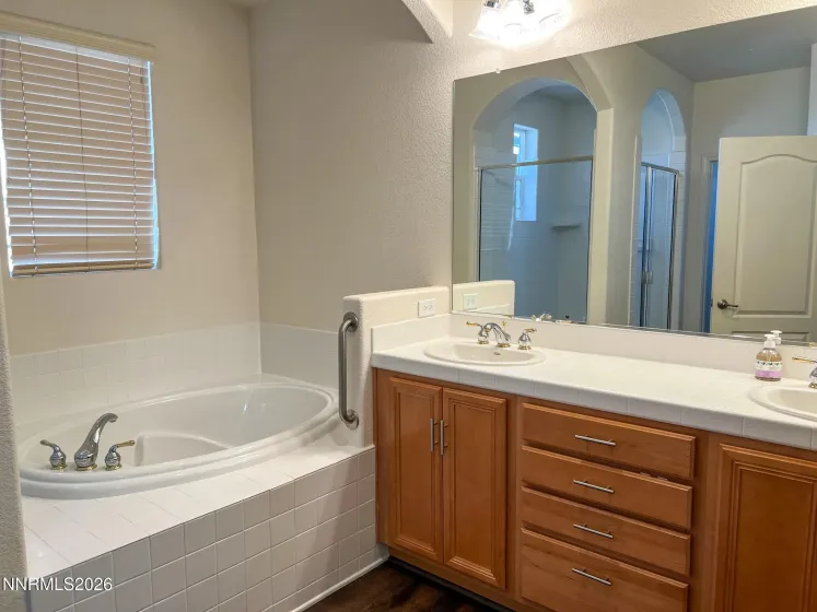 3647 Lepus, Sparks, Nevada 89436, 4 Bedrooms Bedrooms, ,3 BathroomsBathrooms,Residential,Residential,Lepus,260000528