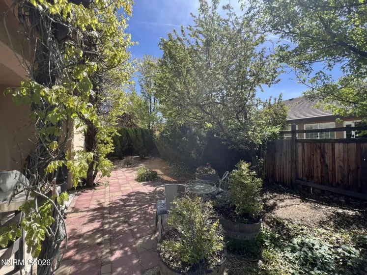 3647 Lepus, Sparks, Nevada 89436, 3 Bedrooms Bedrooms, ,3 BathroomsBathrooms,Residential,Residential,Lepus,260000528