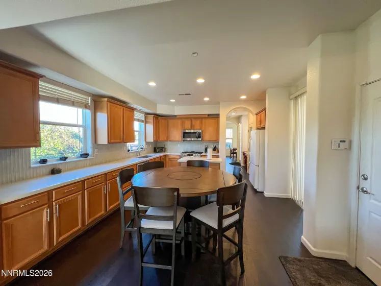 3647 Lepus, Sparks, Nevada 89436, 4 Bedrooms Bedrooms, ,3 BathroomsBathrooms,Residential,Residential,Lepus,260000528